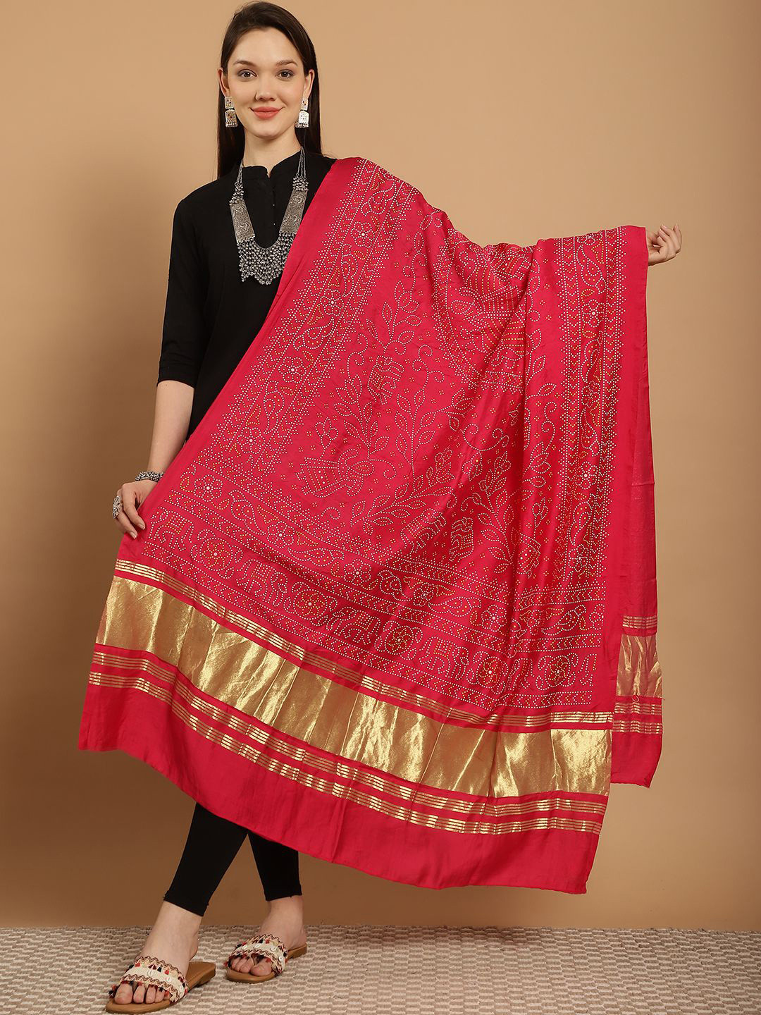 SOUNDARYA Printed Bandhani Dupatta with Zari