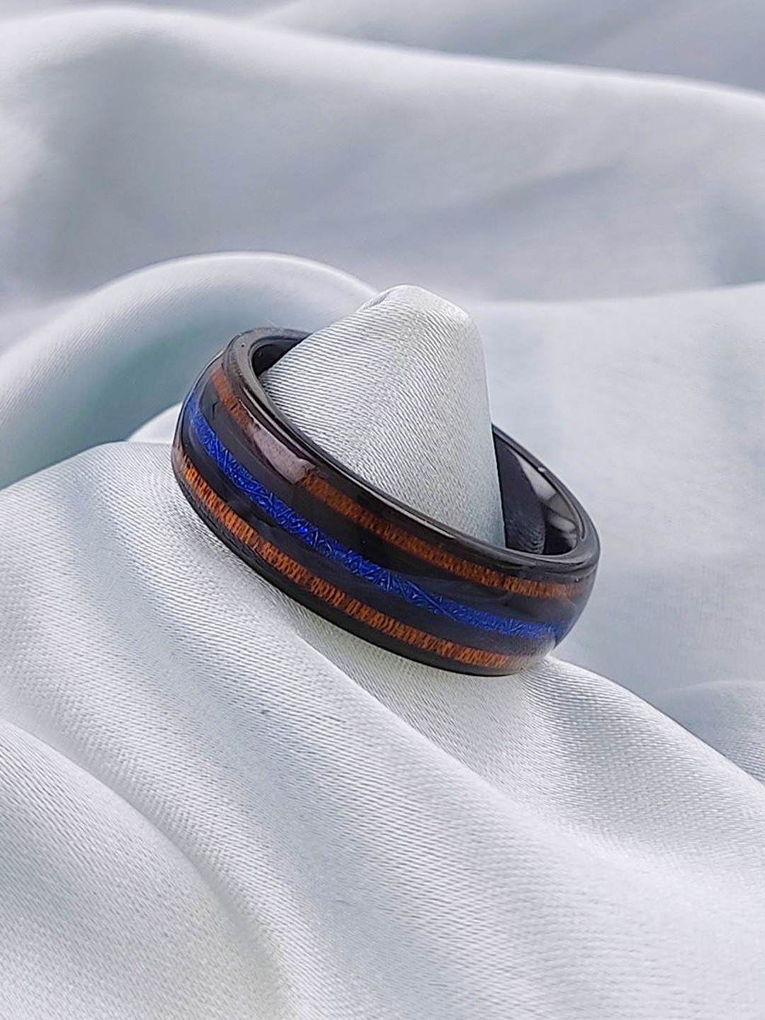 Saizen  Stainless Steel Wedding & Engagement Band Finger Ring