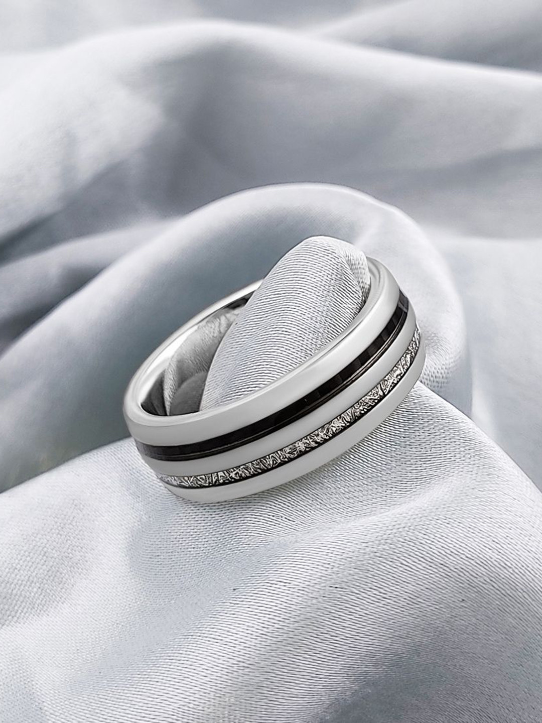 Saizen  Glitter Strips Textured Finger Rings