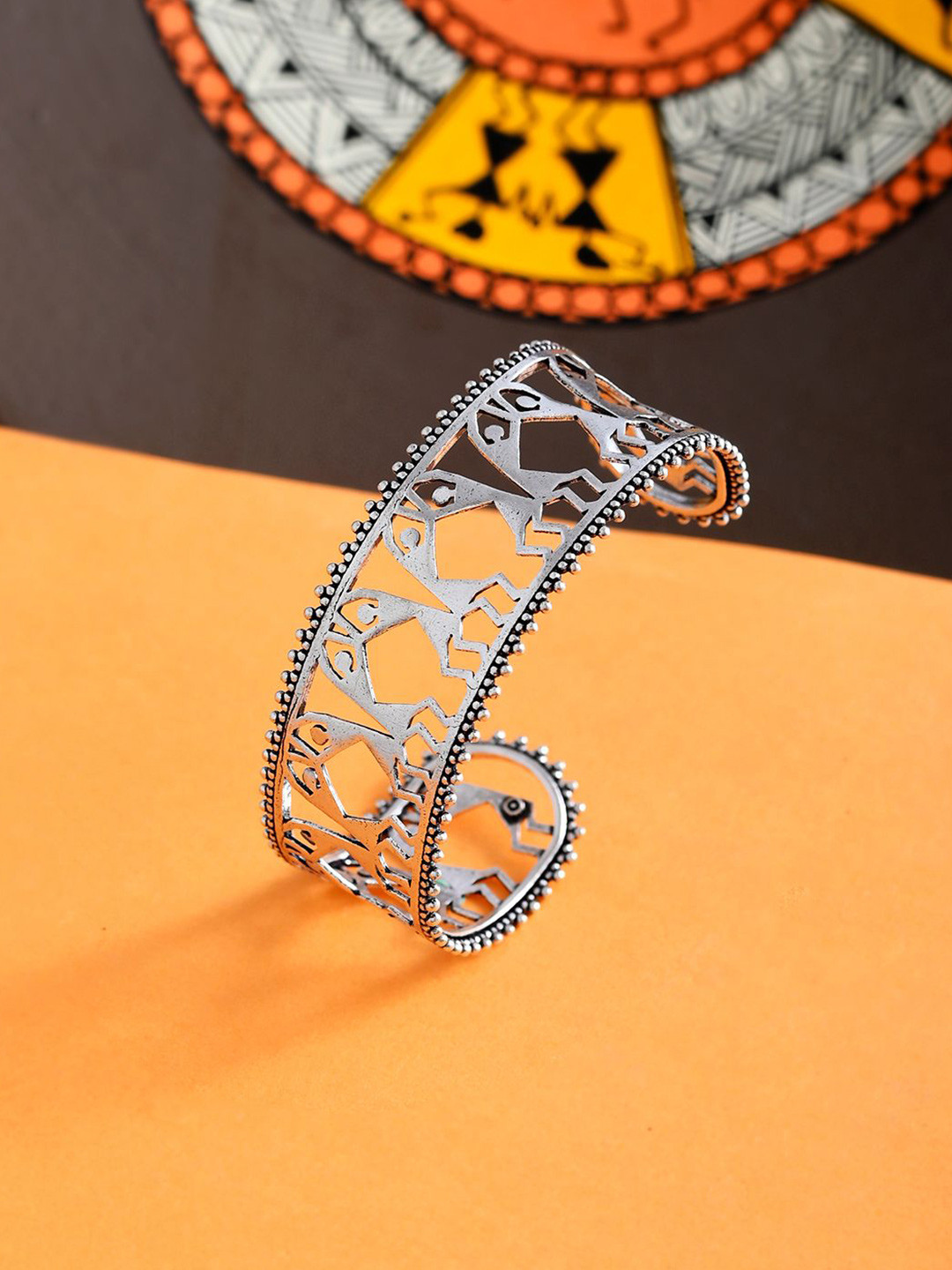 Warli Thumakda London Thumakda Cuff