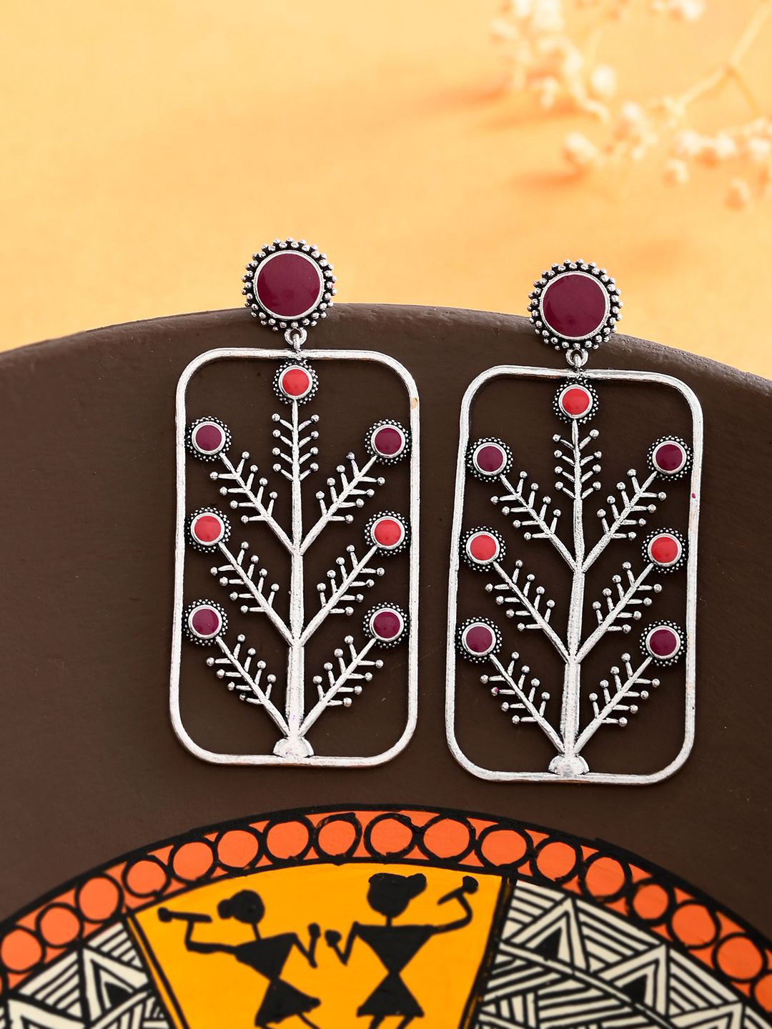 Warli Phool Tumhe Bheja Hai Khat Mein Earrings