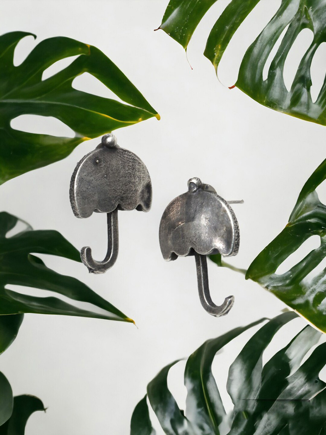 Ozanoo Silver-Plated Classic Umbrella Studs Earrings