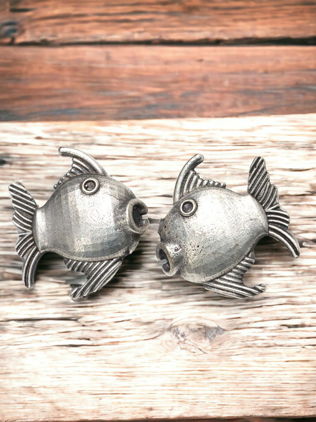 Ozanoo Silver-Plated Cute Fish Replica Lookalike Studd Earrings