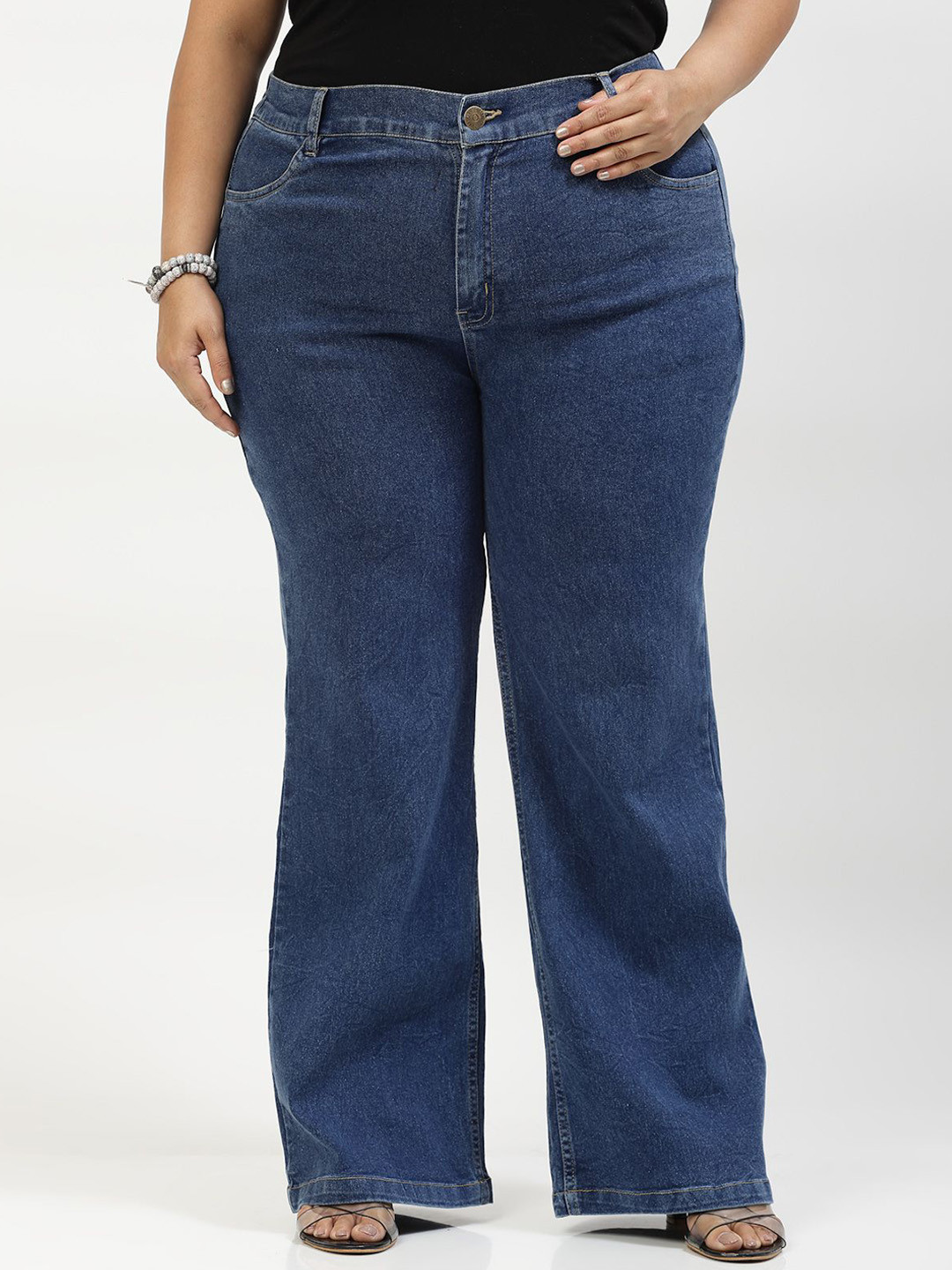 plusS Women Clean Look Stretchable Mid-Rise Jeans