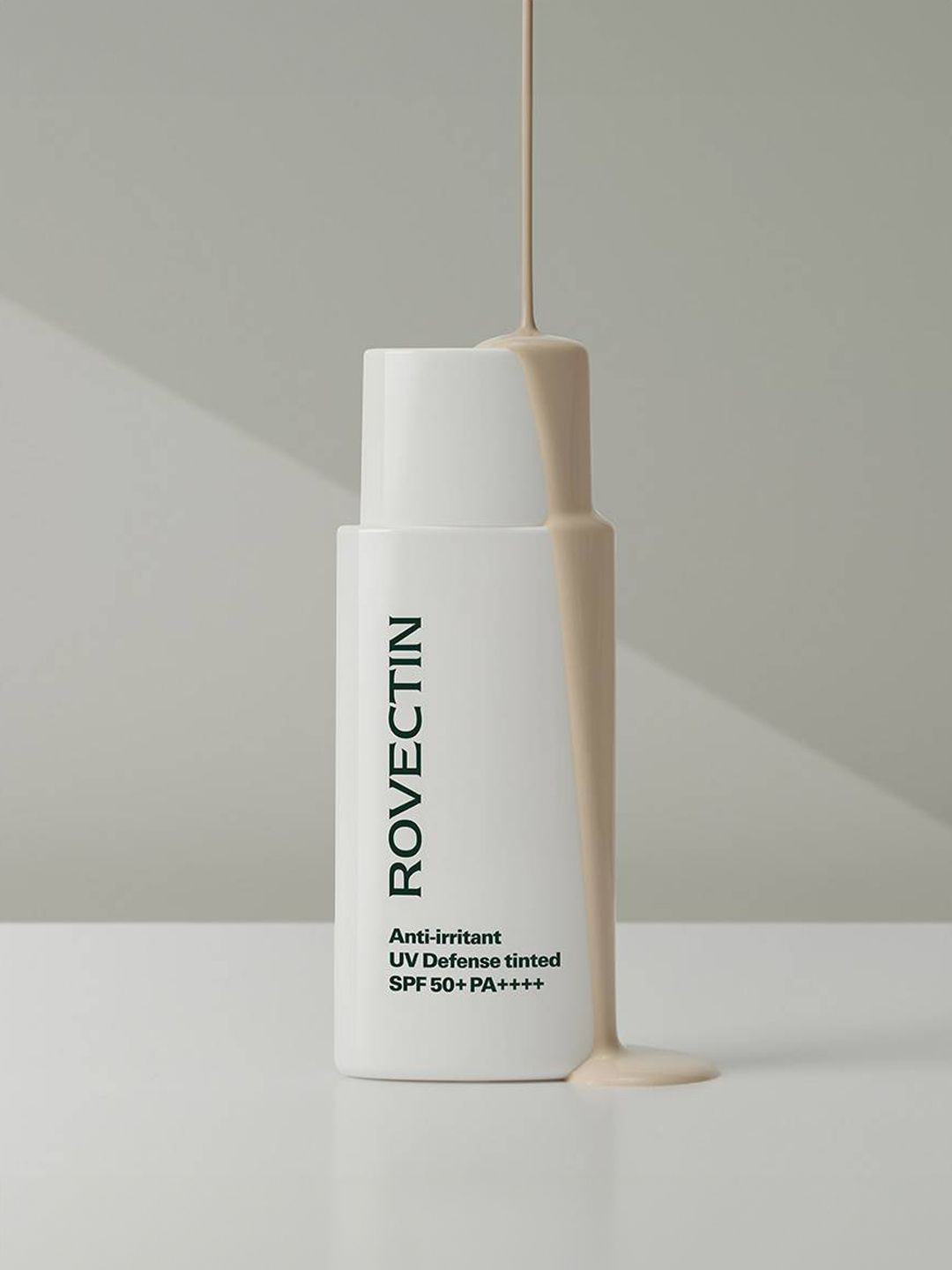 Rovectin Anti-Irritant SPF 50+UV Defense Tinted Sunscreen with Zinc Oxide - 50 ml