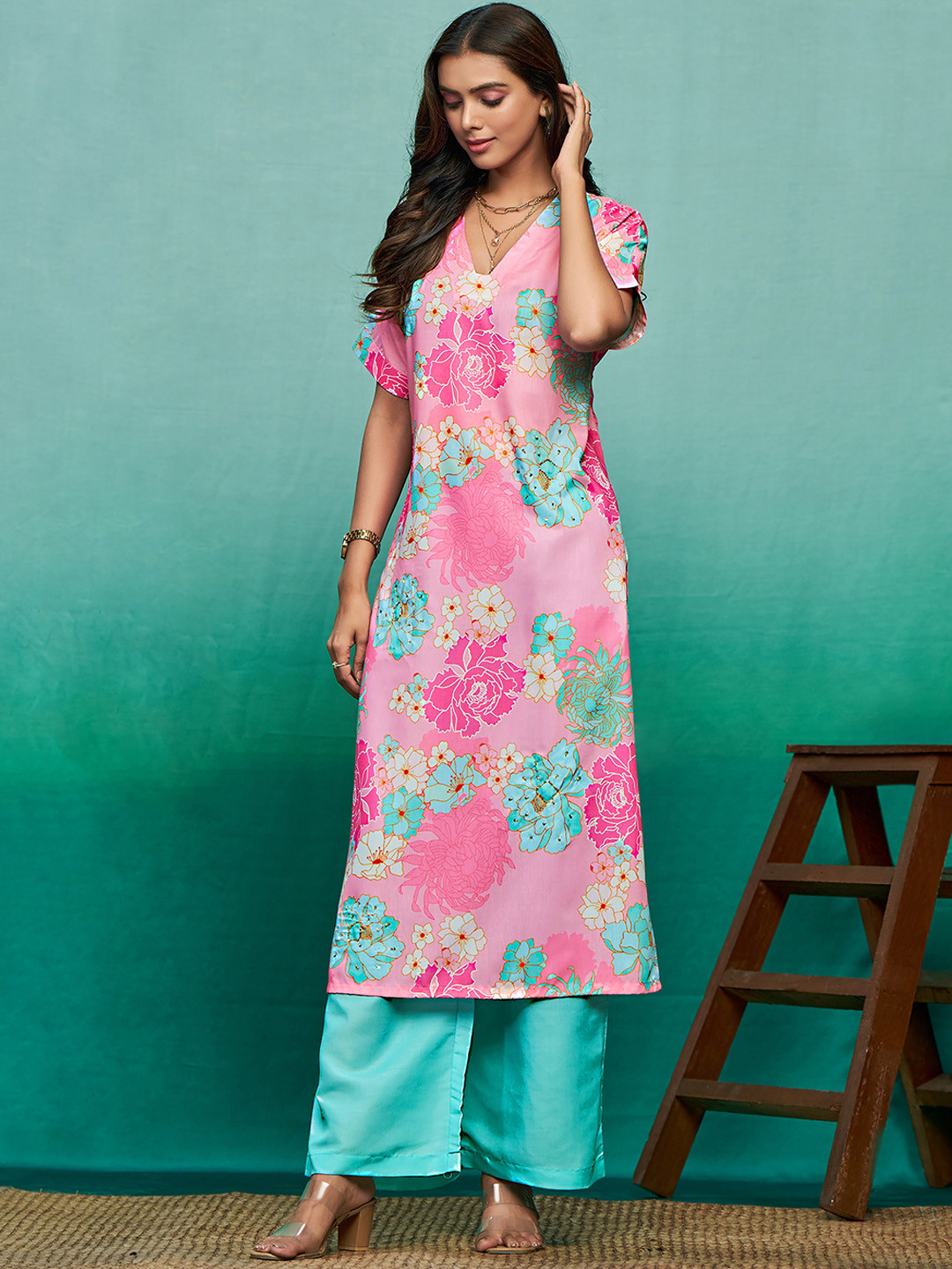 Sangria Pink & Blue Floral Printed V-Neck Straight Kurta With Palazzo