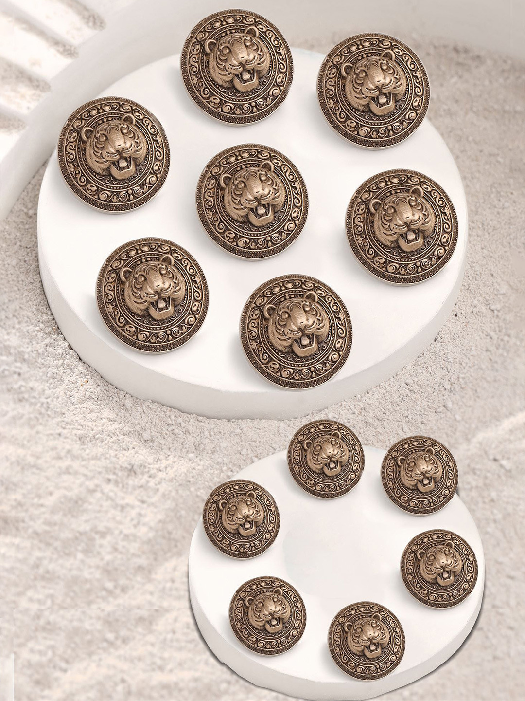 COSA NOSTRAA Men Set Of 13 Blazing Tiger Button Brooches