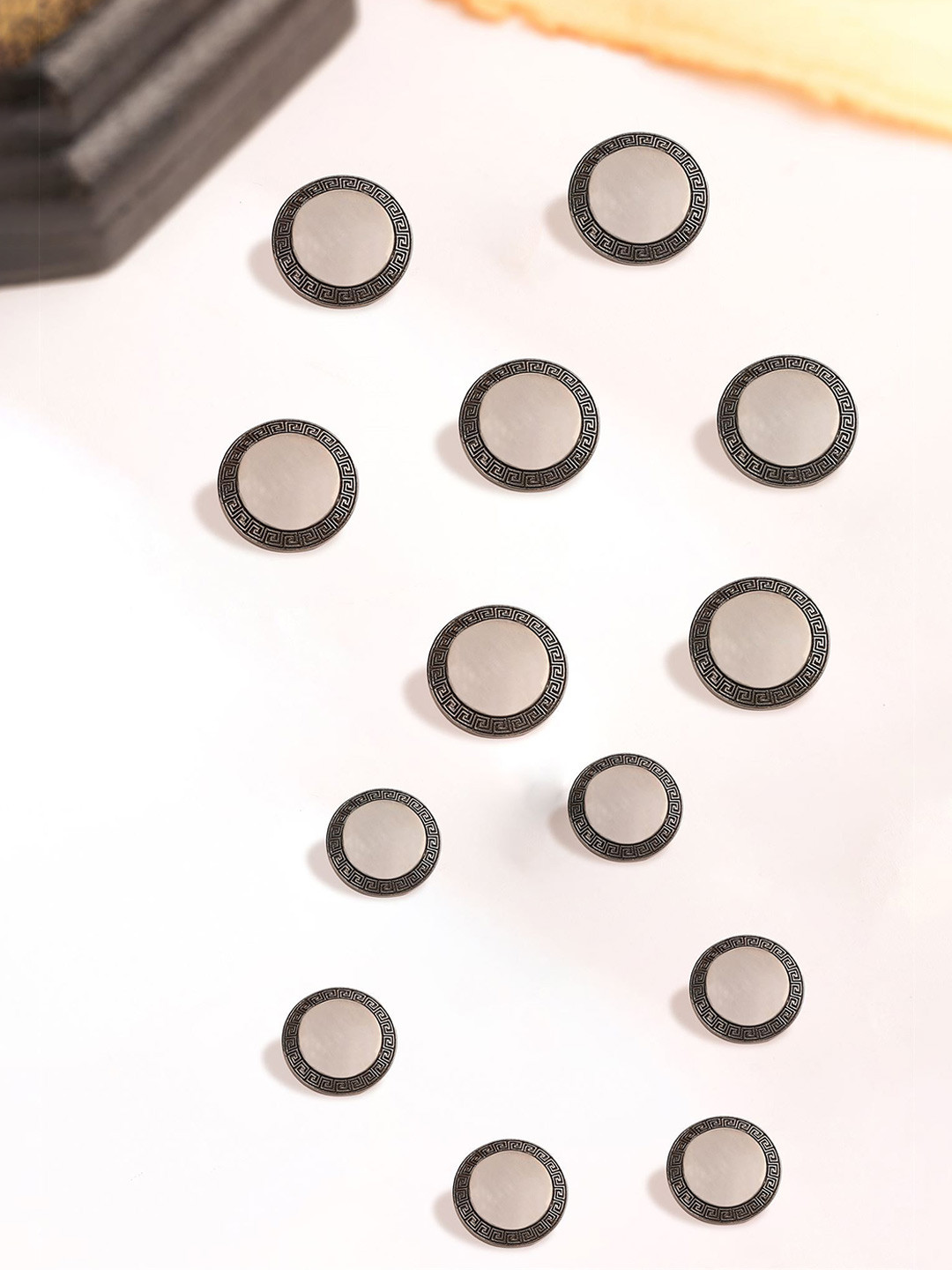 COSA NOSTRAA Men Set Of 13 Swagger Button Broochs