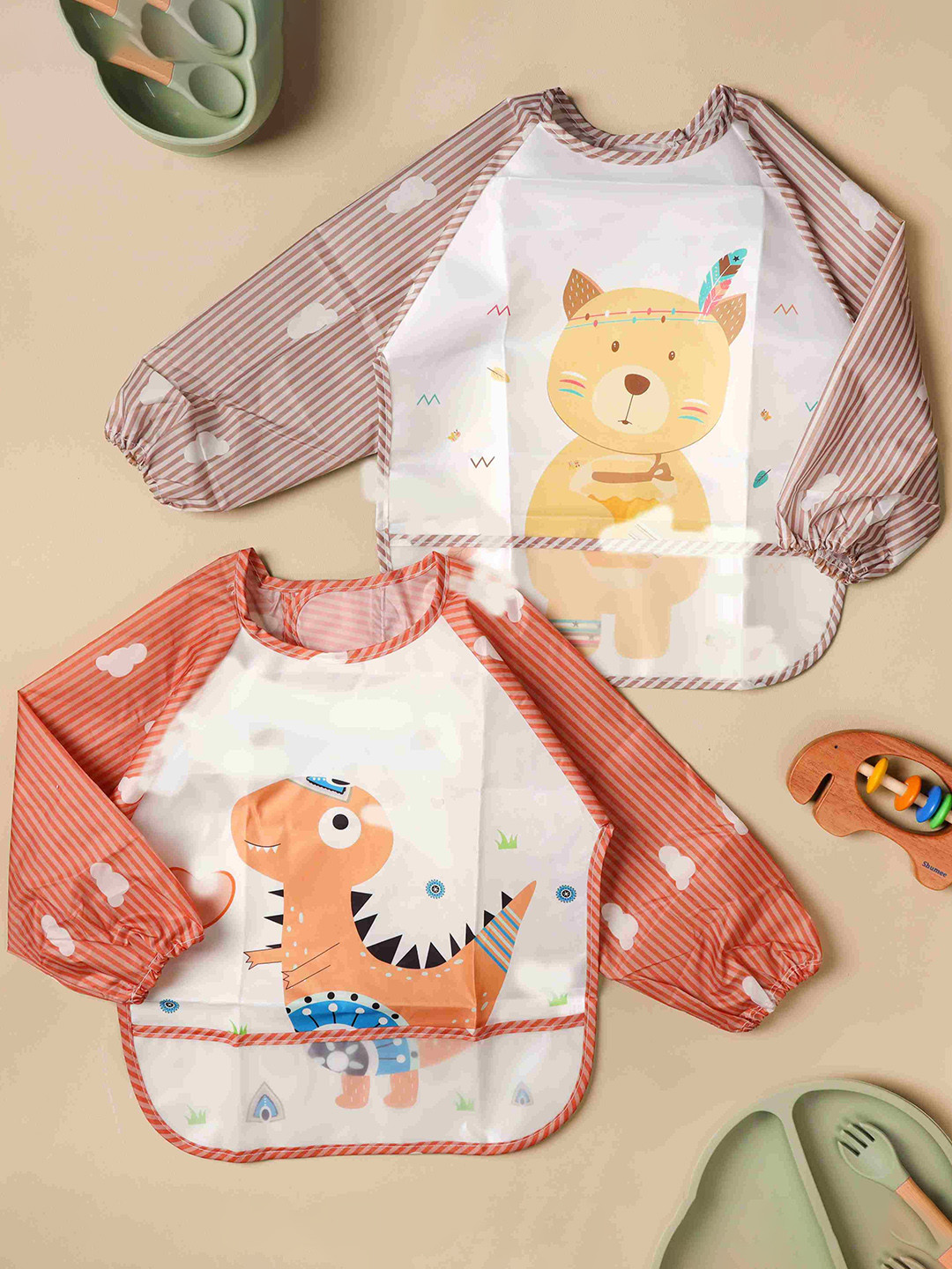KICKS & CRAWL Pack Of 2 Infant Printed Bibs