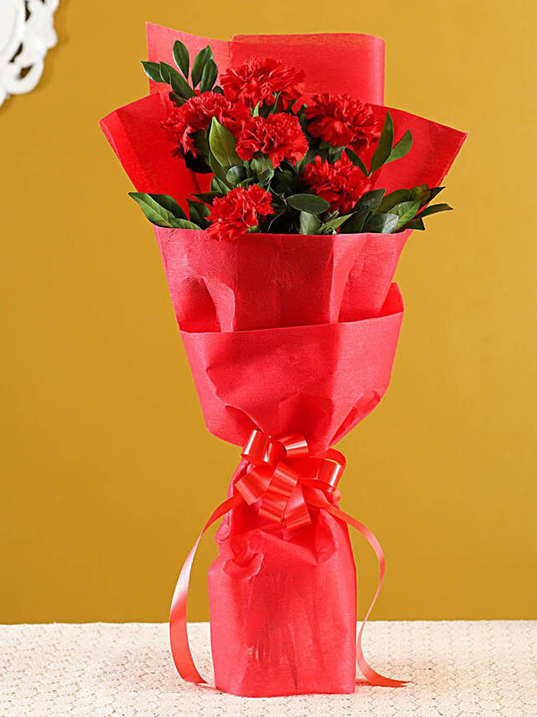 fnp Red & Green 6 Pieces Carnations Flowers Bouquet