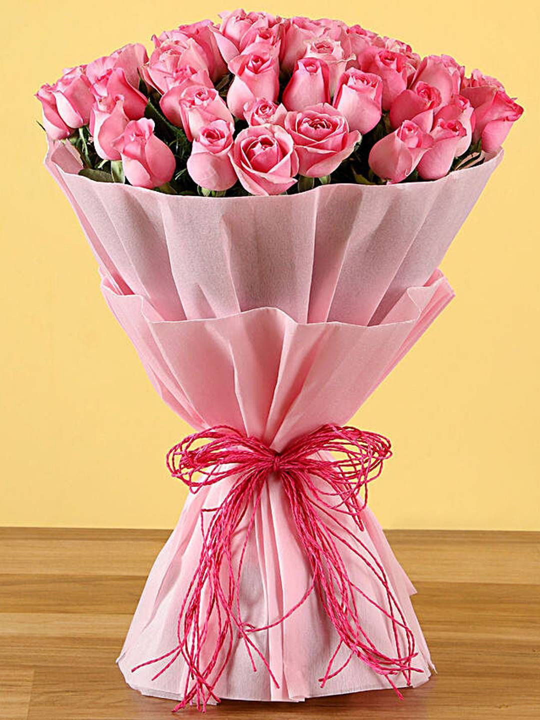 fnp Pink & Green 50 Pieces Roses Fresh Flowers Bouquet