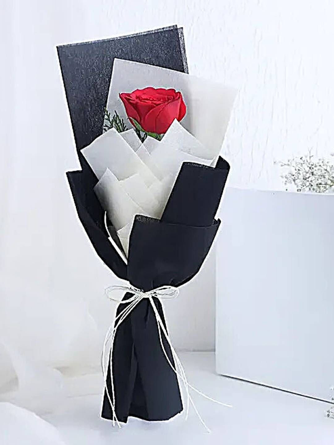 fnp Red & Green Rose Fresh Flower Bouquet