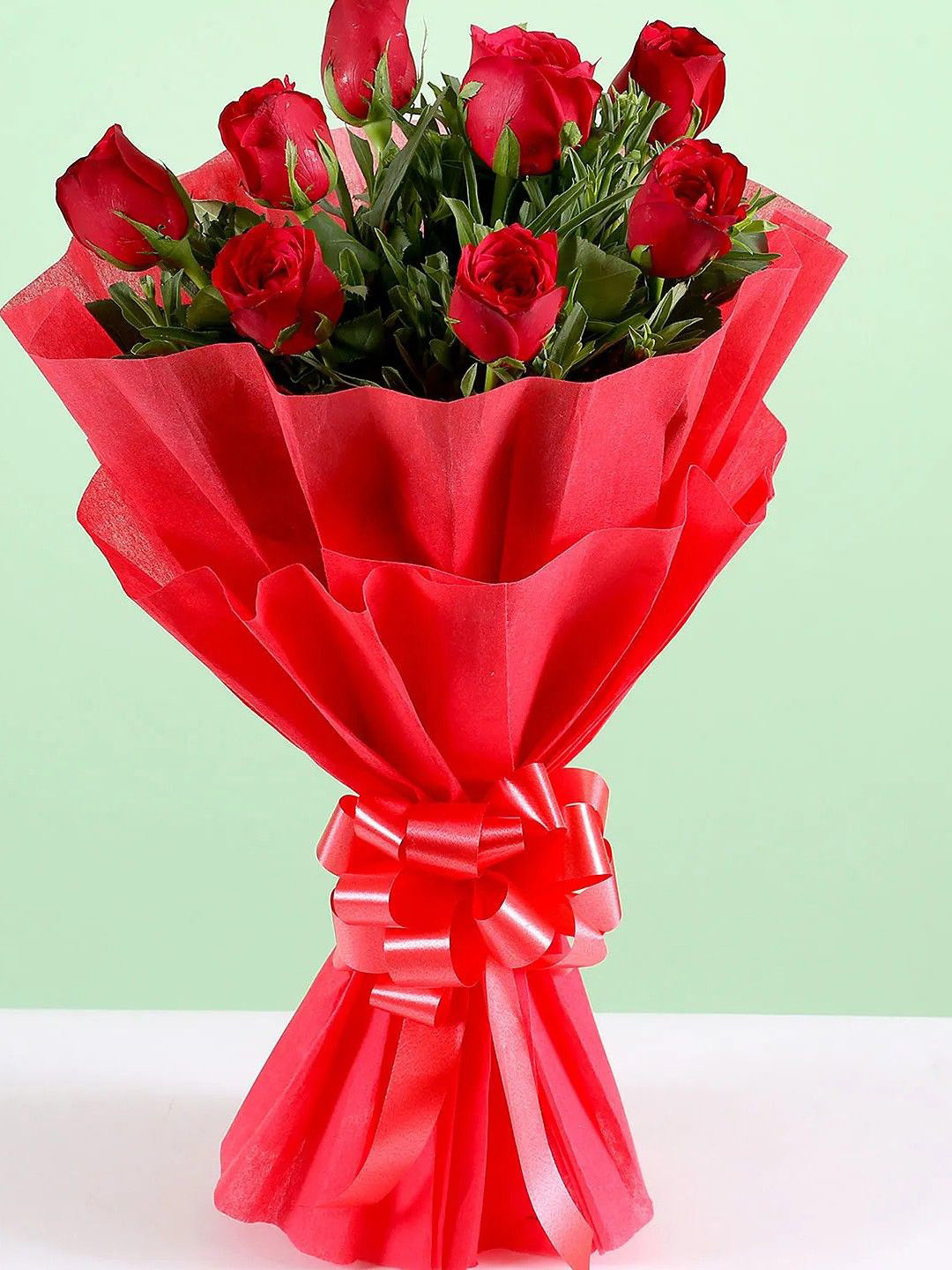 fnp Red & Green 10 Pieces Roses Fresh Flowers Bouquets
