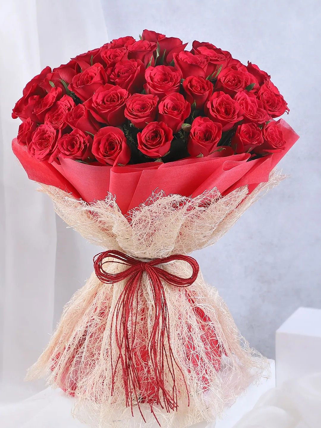 Buy fnp Red 50 Pics Roses Fresh Flowers Bouquet Fresh Flowers for Unisex 29940765 Myntra