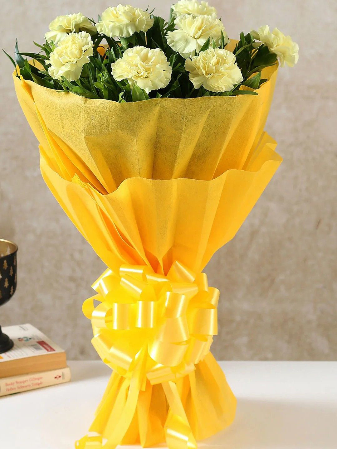 fnp Yellow & Green 8 Pieces Carnation Fresh Flowers Bouquet