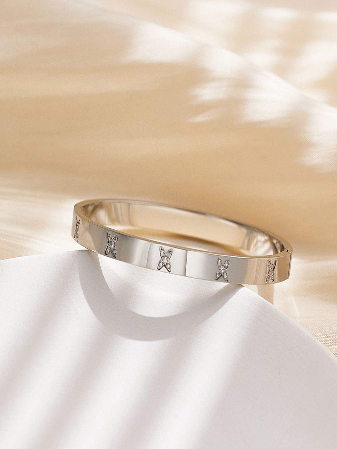 AQUASTREET Cross 18K Silver-Plated Waterproof Cuff Bracelet