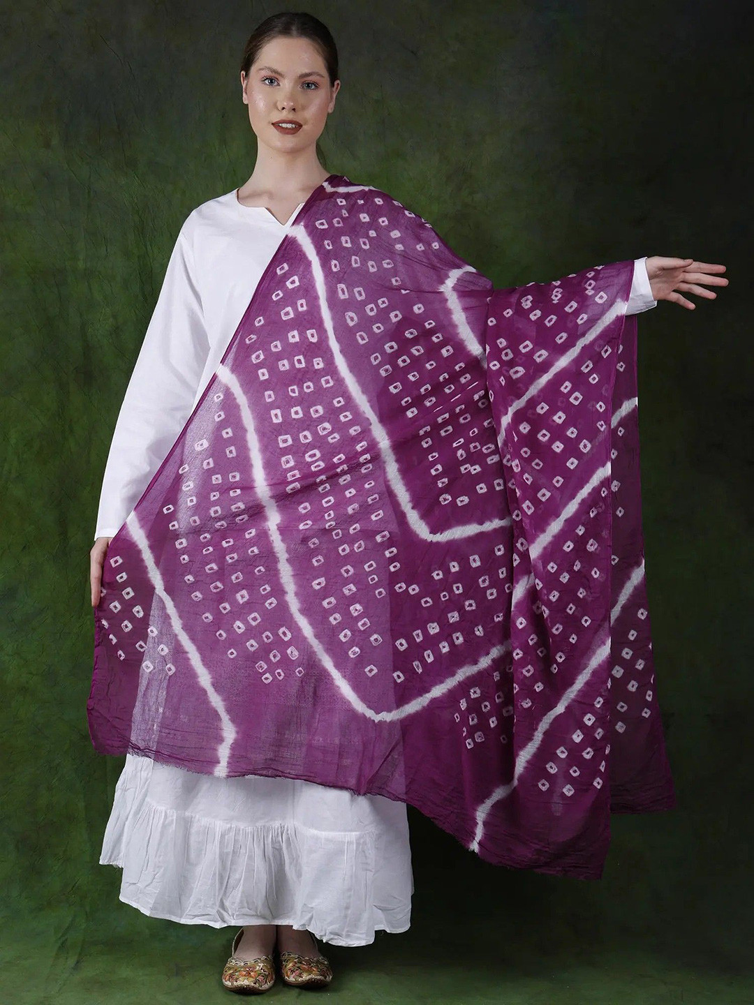 Exotic India Sparkling Grape Pure Cotton Bandhani Leheria Tie-Dye Dupatta