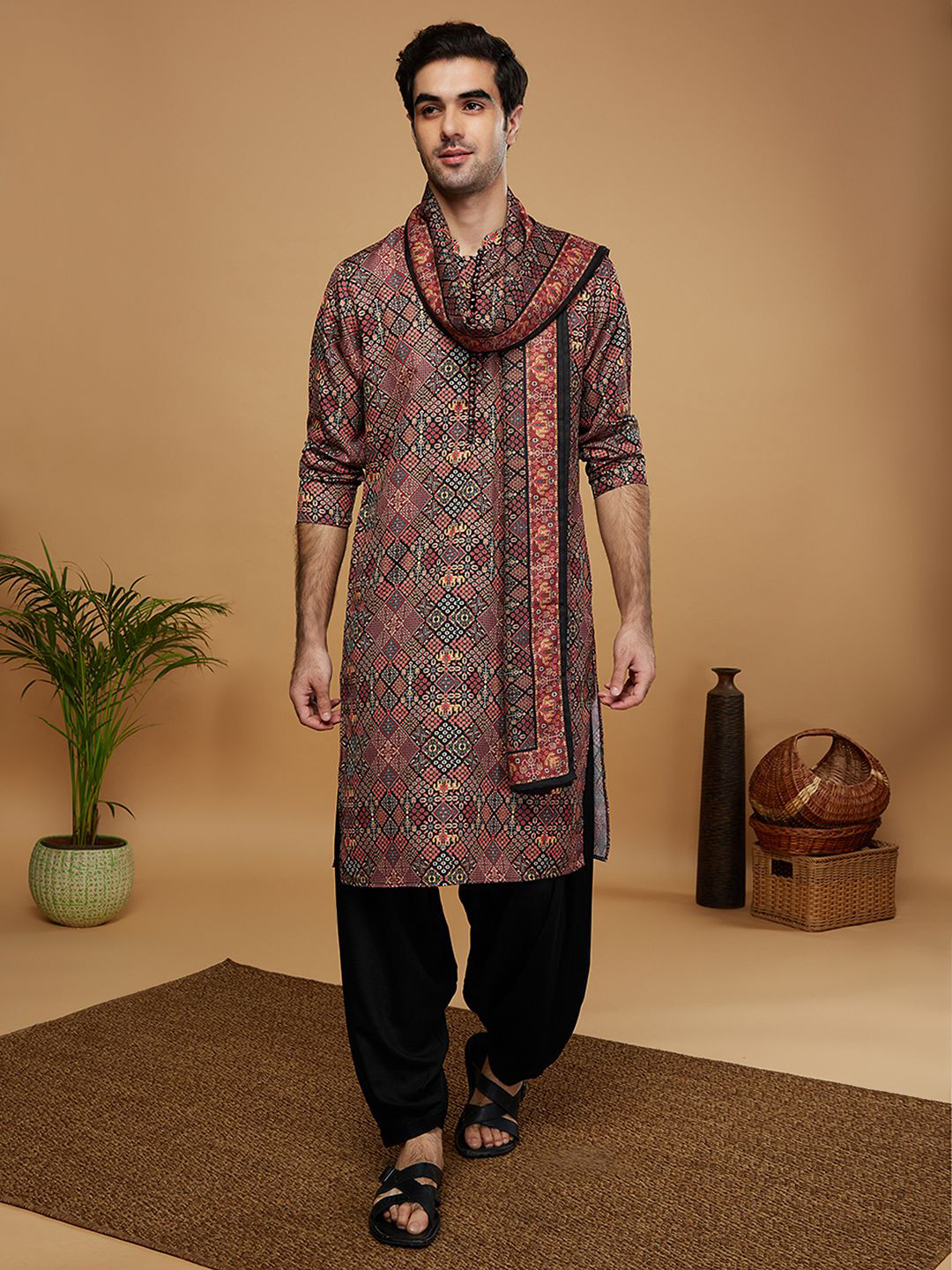 KISAH Ethnic Motifs Printed Pashmina Dupatta
