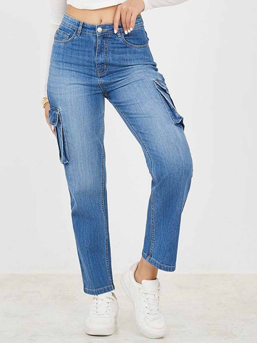 Styli Women High Rise Straight Leg Cargo Jeans