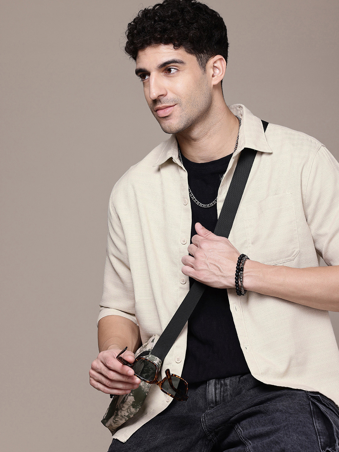 WROGN Self Design Horizontal Stripes Comfort Fit Opaque Casual Shirt