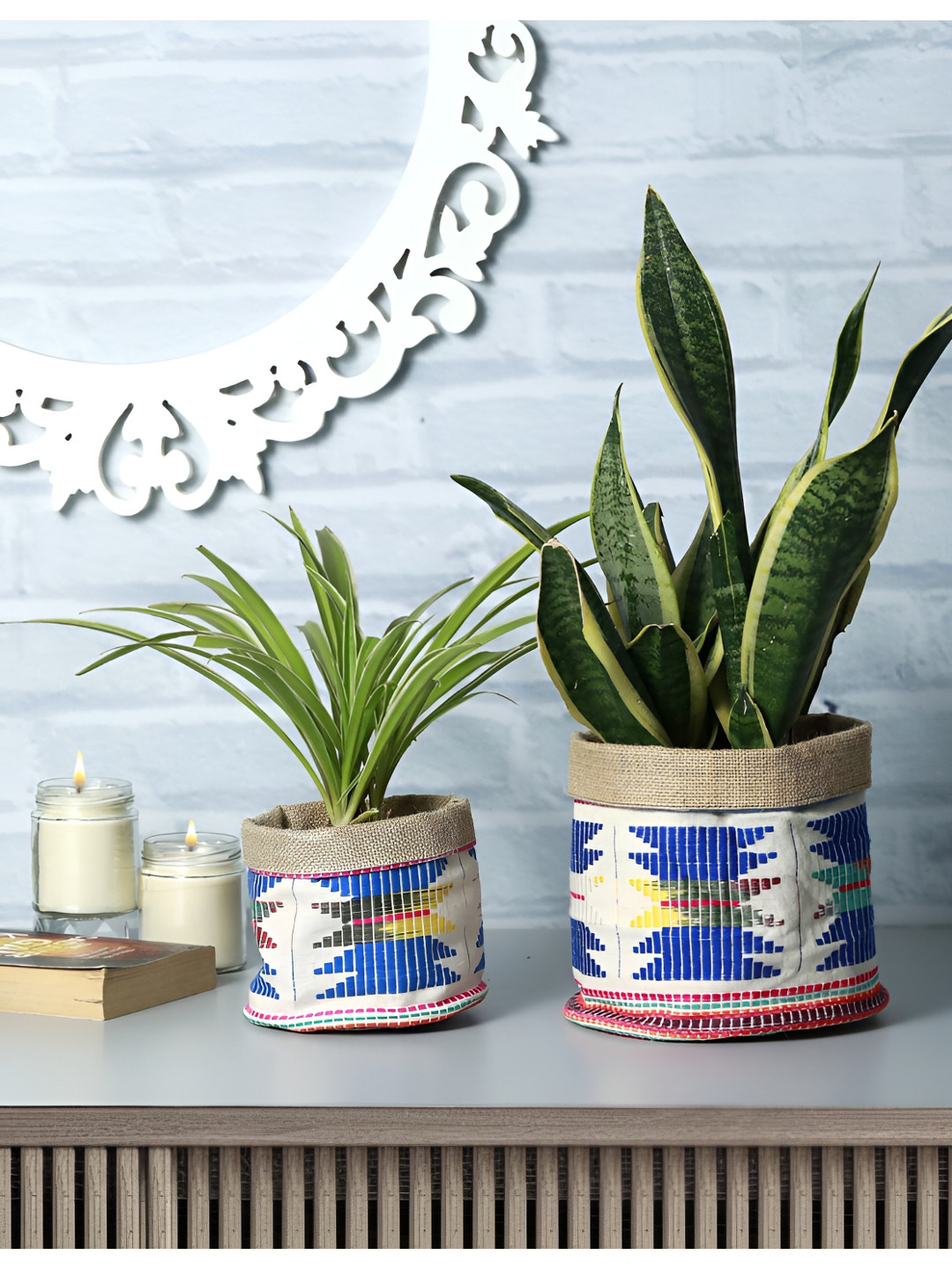 Homspurts Blue & White 2 Pieces Natural Jute & Cotton Planter
