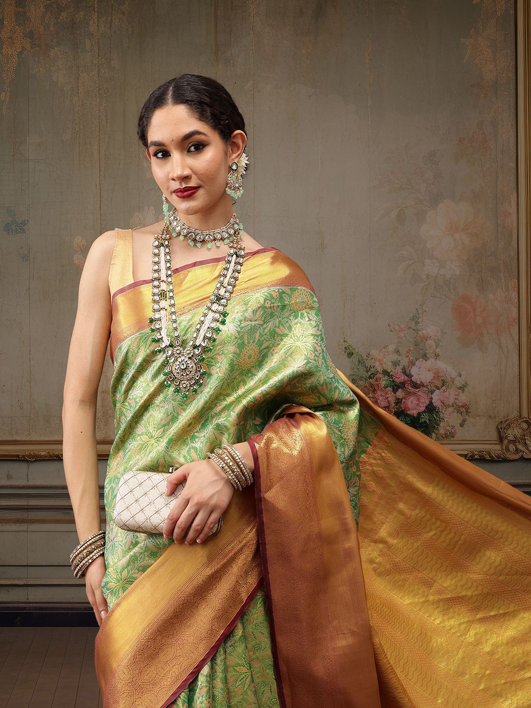 Land Woven Design Zari Banarasi Saree