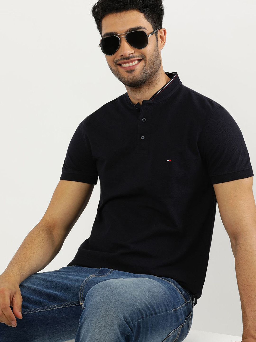 Tommy Hilfiger Men Henley Neck Pockets Slim Fit T-shirt