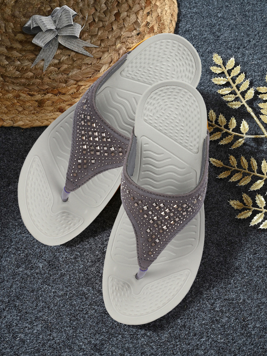 TRASE Stiletto with Laser Cuts