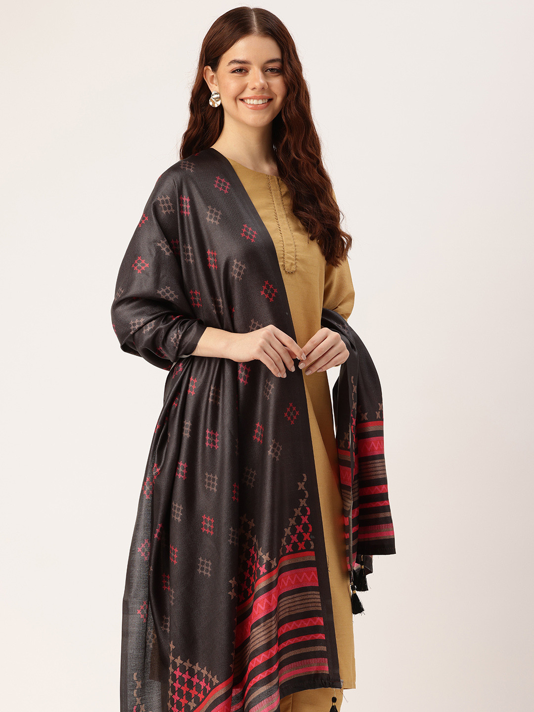 SANGAM PRINTS Geometric Printed Dupatta