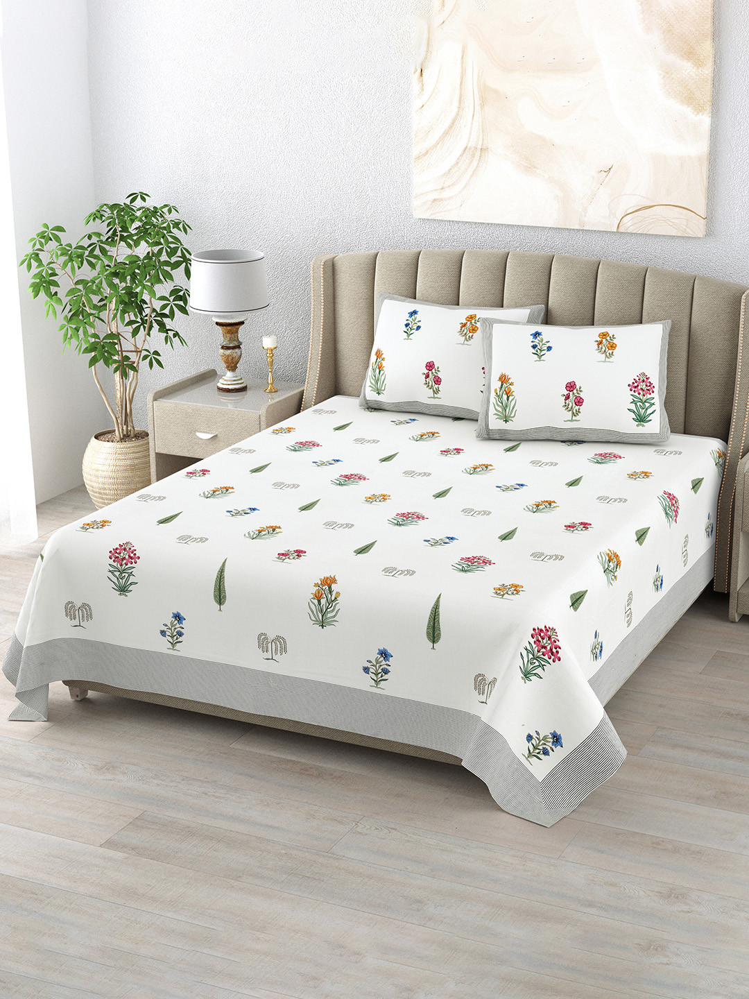 DE CAMA White Leaf Cotton 300 TC King Fine Bedsheet with 2 Pillow Covers-274 x 228 cm