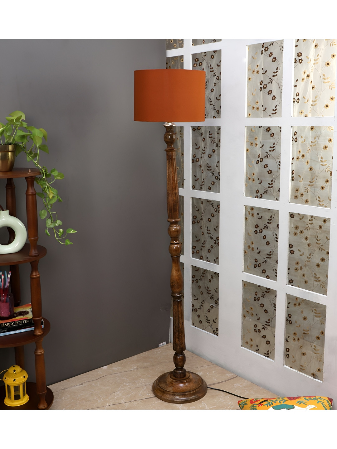 TU CASA Red & Brown Mango Wooden Cylindrical Shaped Floor Lamp