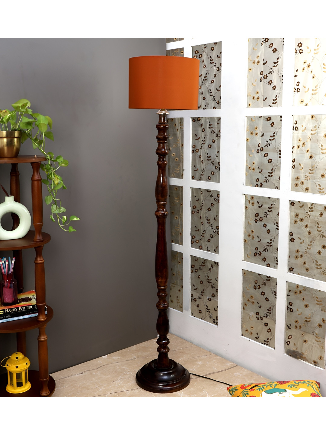 TU CASA Red & Brown Mango Wooden Cylindrical Shaped Floor Lamp