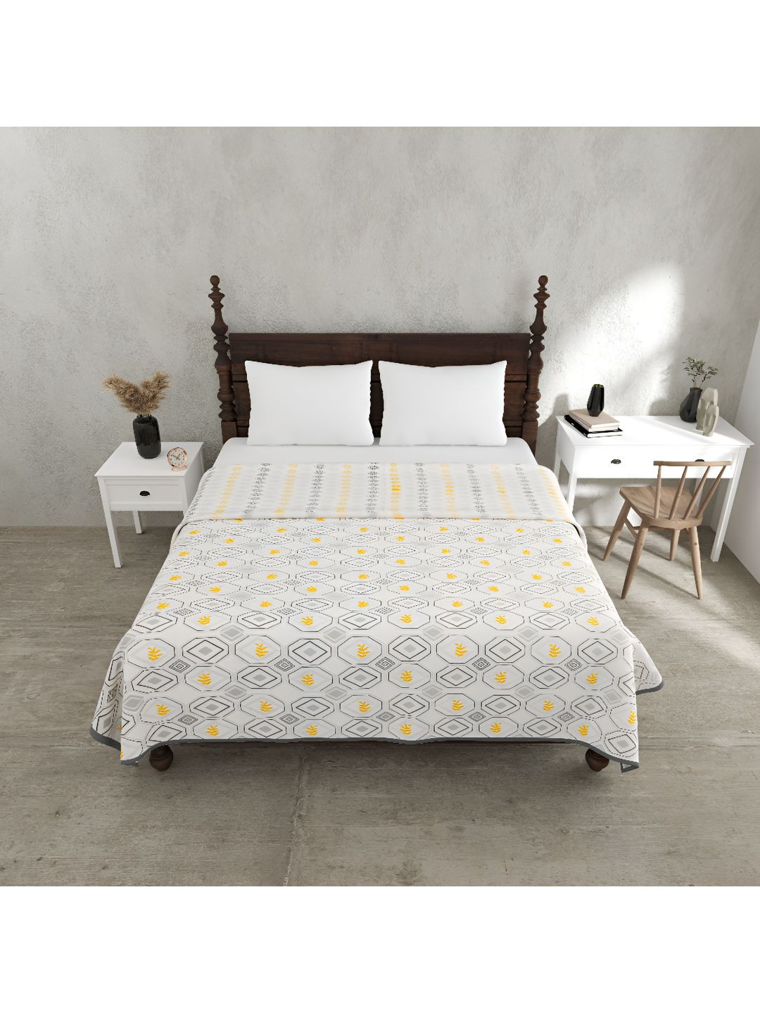 BED-SHEET.COM Yellow & White Floral  Cotton 150 GSM Double Bed Dohar & 2 Pillow Covers