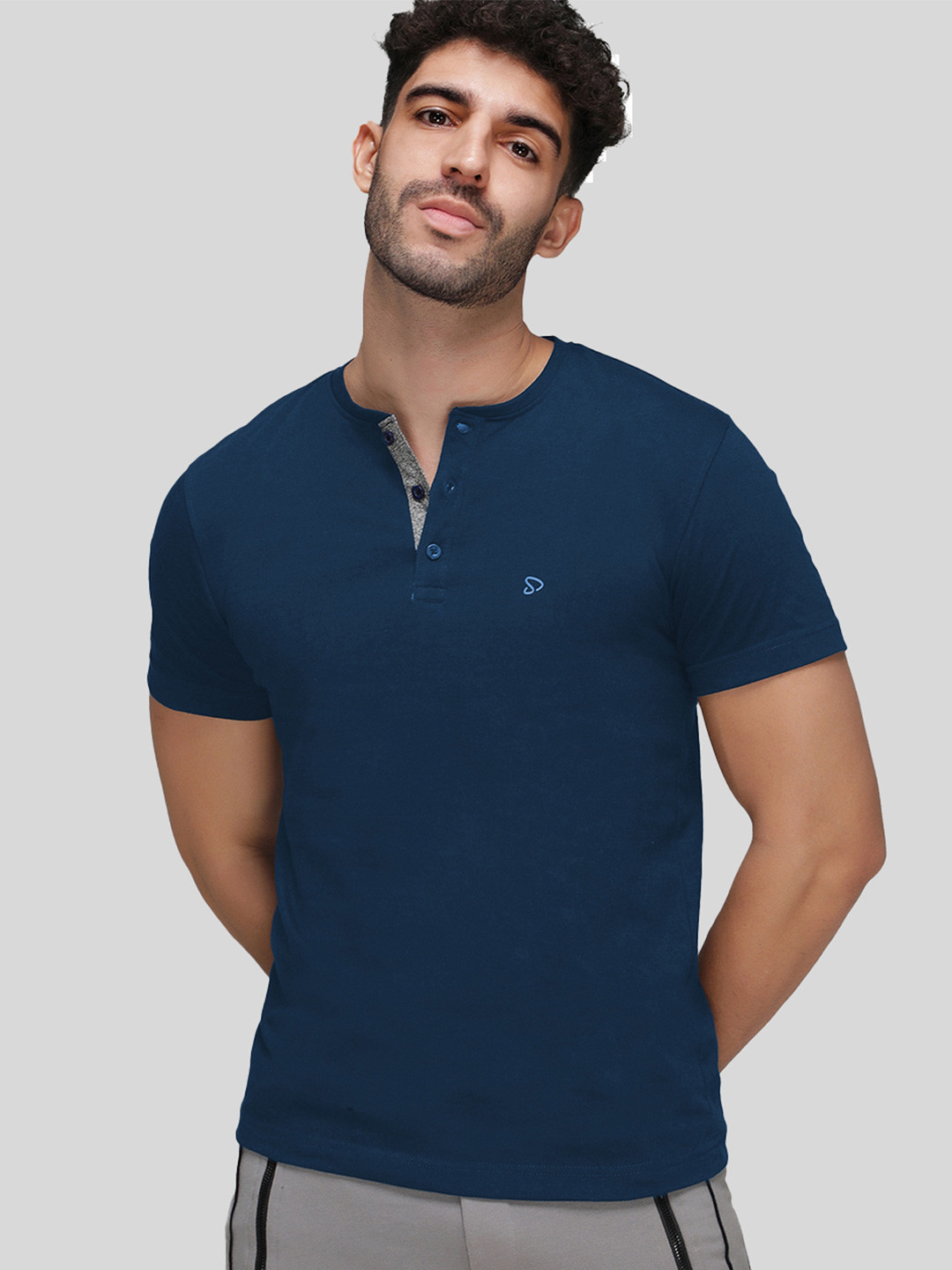 SPORTO Men Everfresh Brand Logo Henley Neck T-shirt