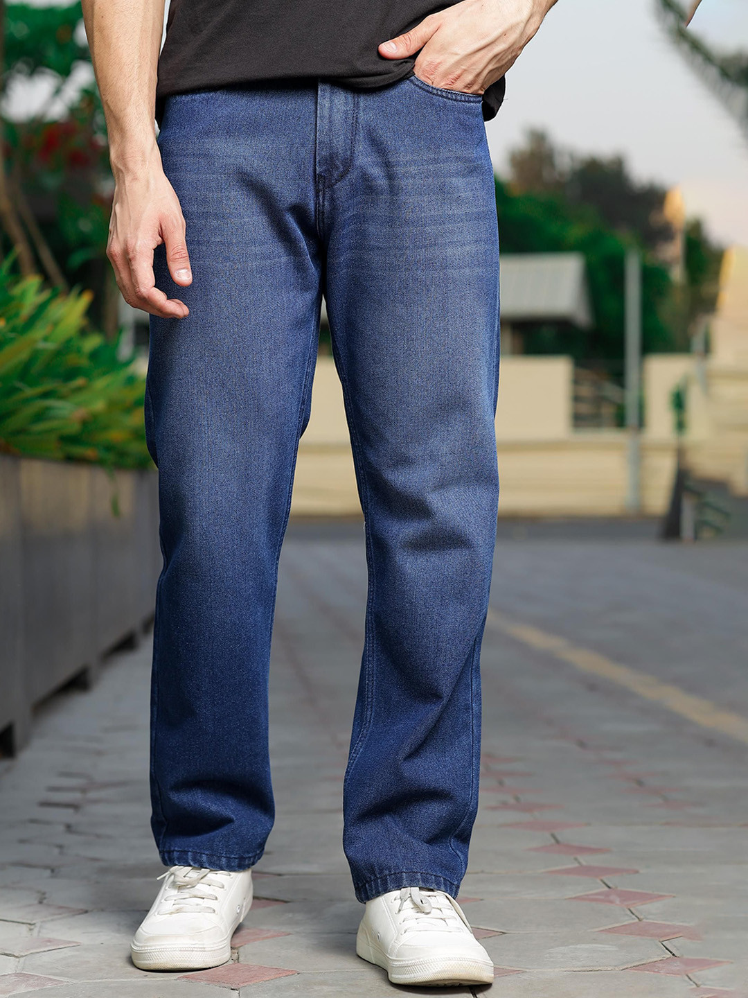 RAGZO Men Relaxed Fit Mid Rise Clean Look Cotton Jeans