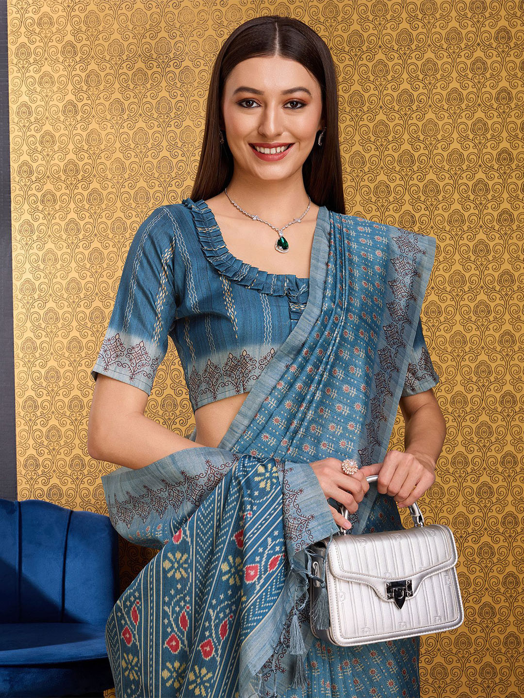 DOI MOI Ethnic Motifs Belted Tussar Saree