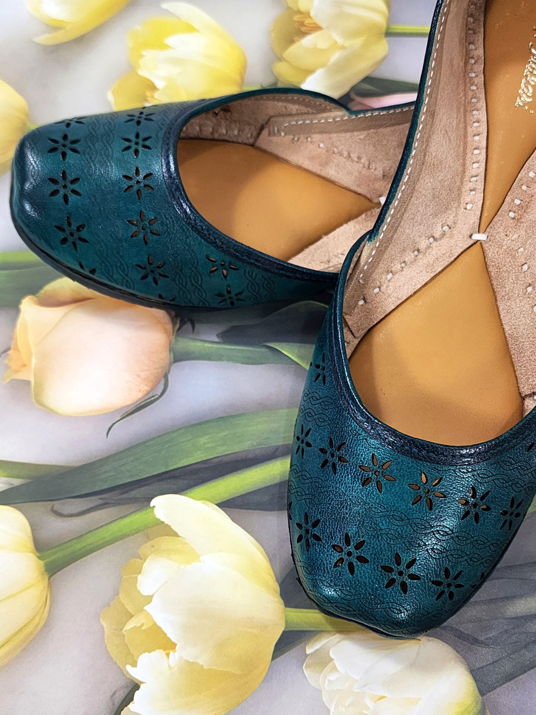 Fulkari Women Ethnic Mojaris with Laser Cuts Flats