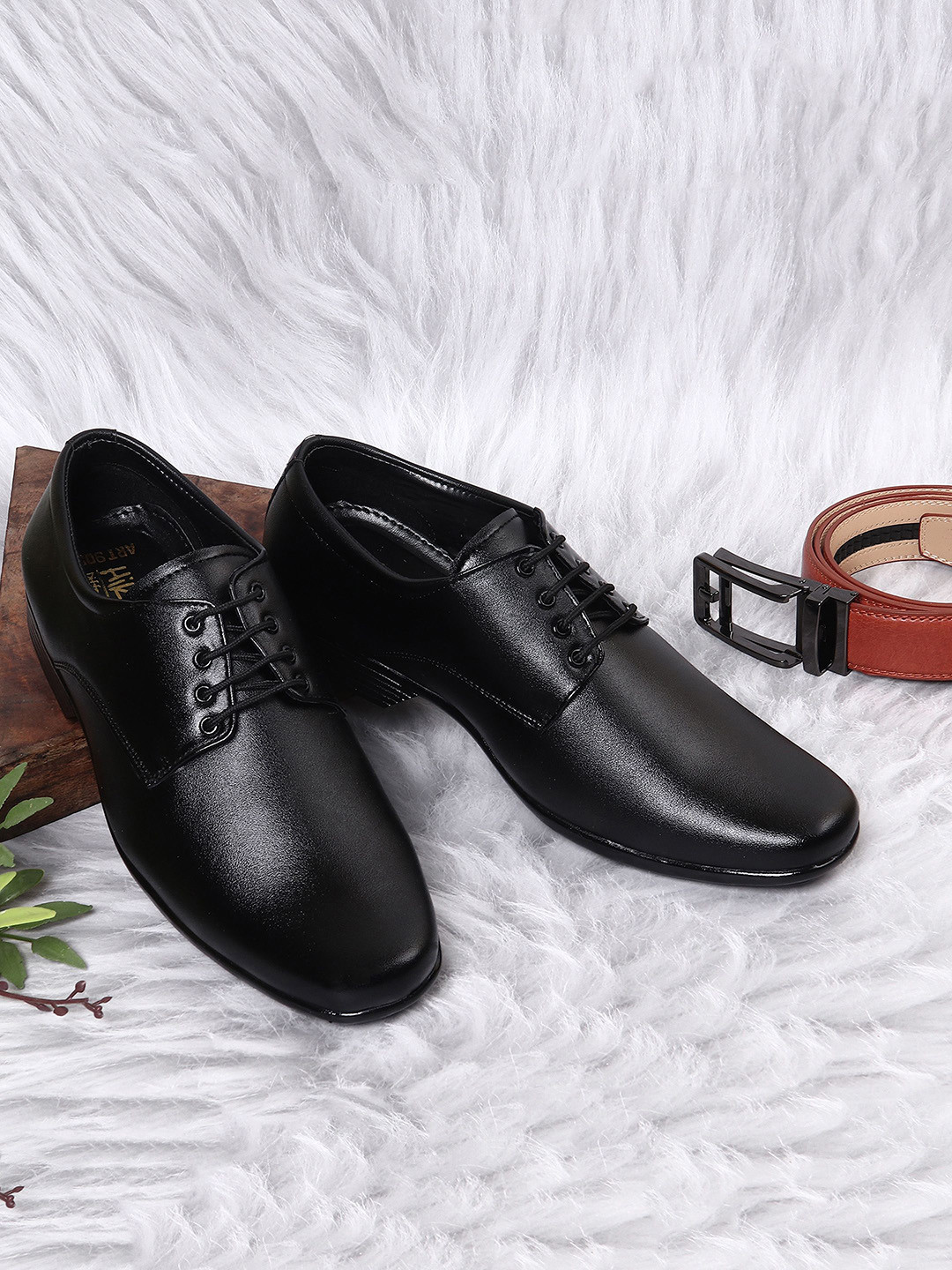 HikBi Round Toe Leather Formal Derby