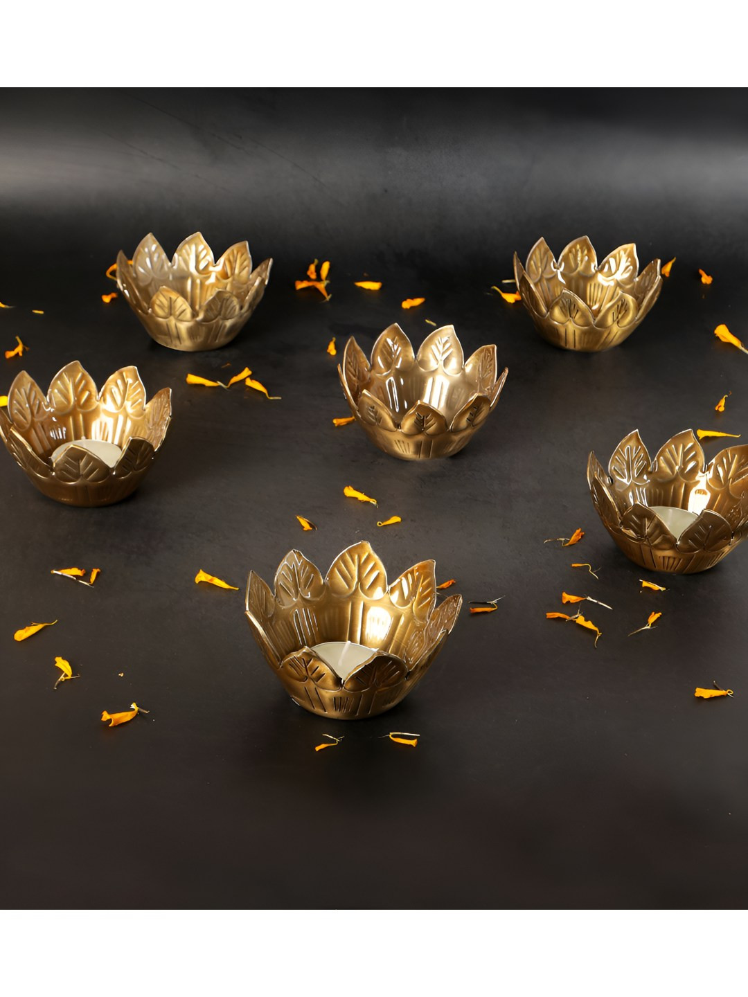 THE HOME CO. Gold-Toned 2 Pieces Candle Holder