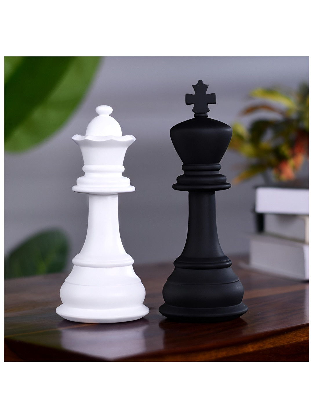 Artarium LLP King Queen Black Resin Matte Living Room Set of 2 Small Showpieces - 8.9 Inches