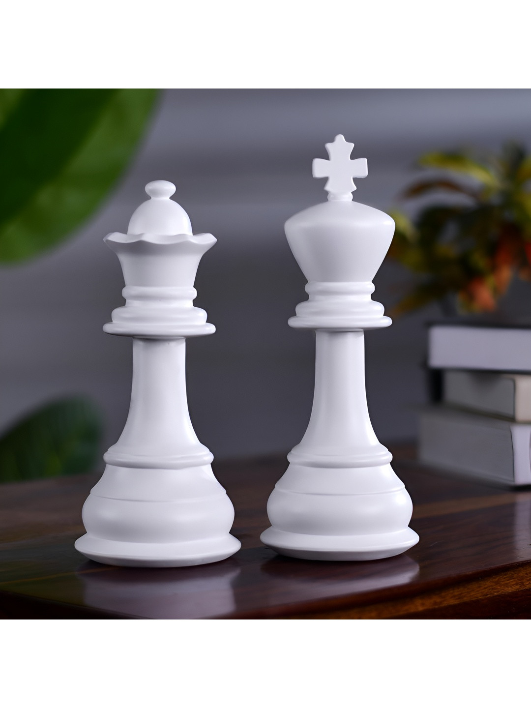 Artarium LLP King and Queen White Resin Matte Living Room Small Showpiece - 8.9 Inches