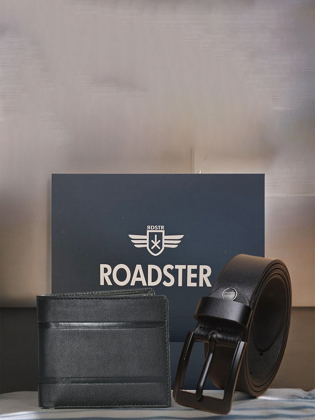 Roadster Men Wallet & Belt Accessory Gift Set