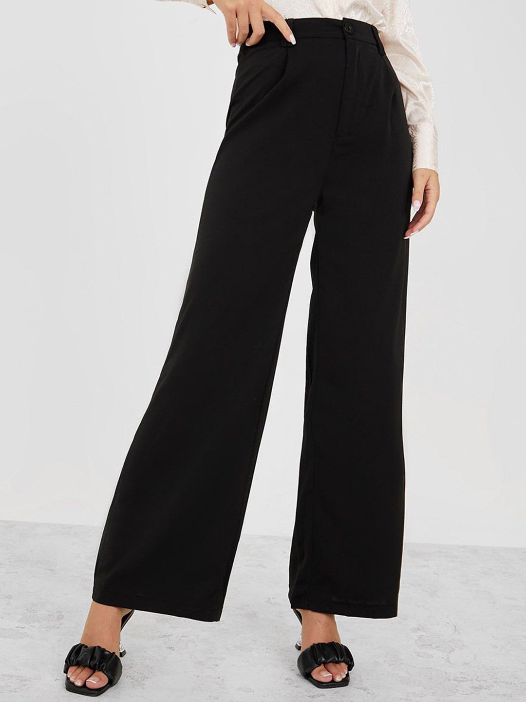 Styli Women Black High Waist Wide Leg Trouser