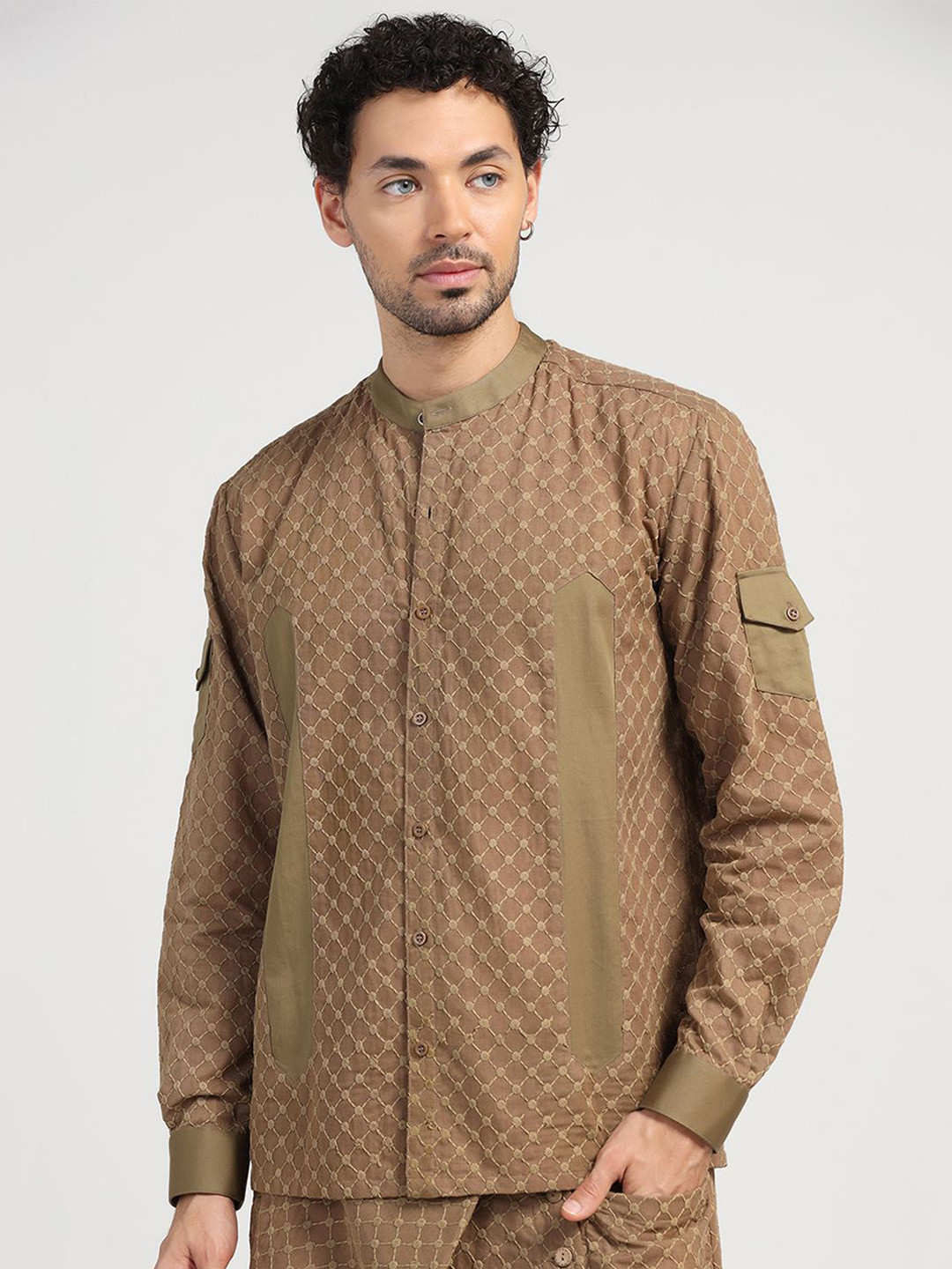 LELA Men Standard Opaque Printed Party Shirt