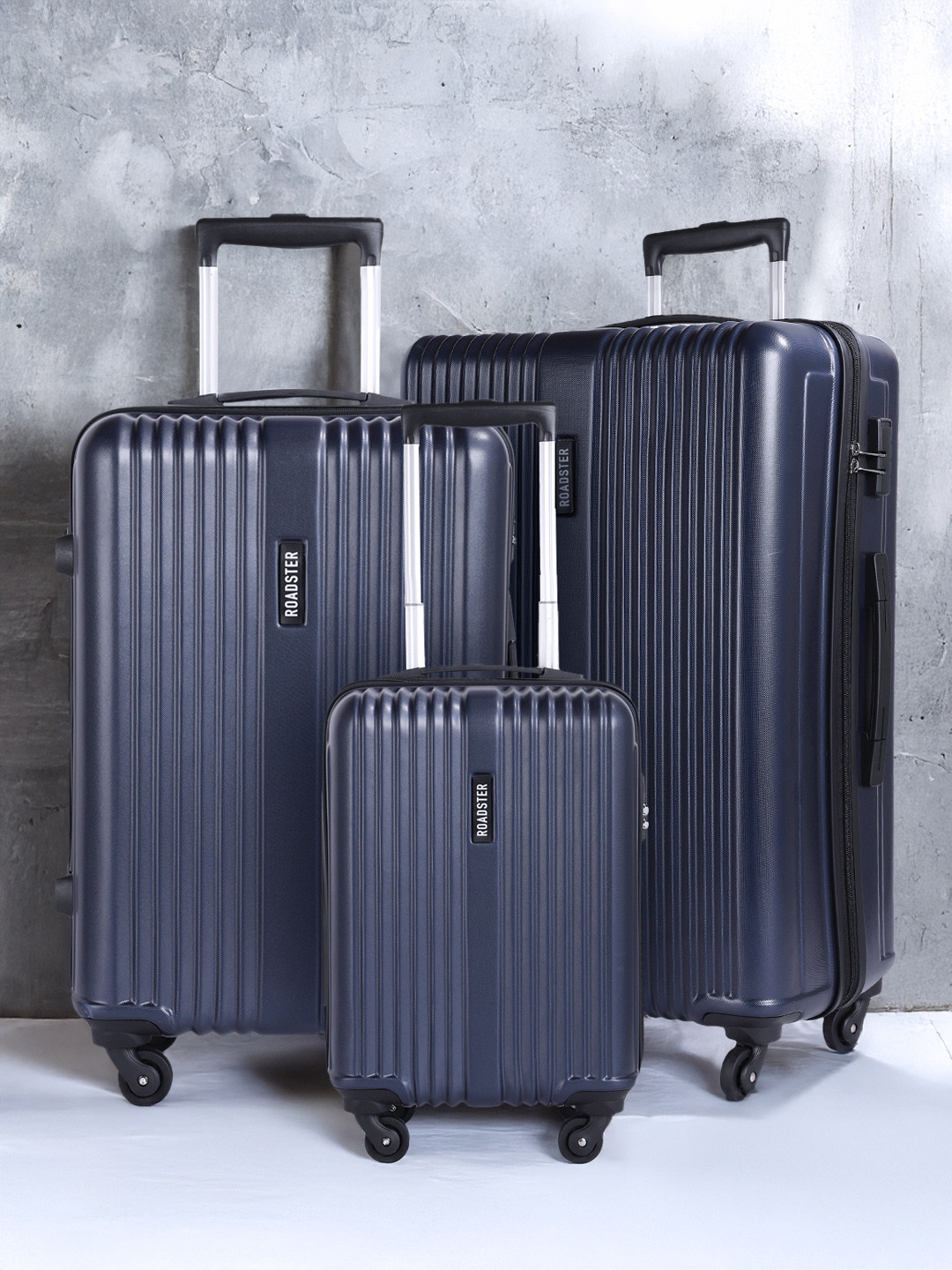 Roadster String Set of 3 360-Degree Rotation Trolley Suitcases - Cabin, Medium & Large