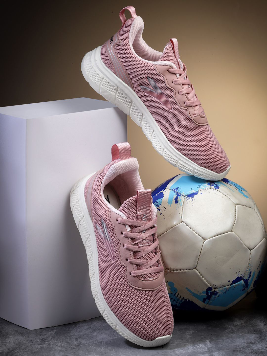 Action Women Mesh Running Non-Marking Shoes