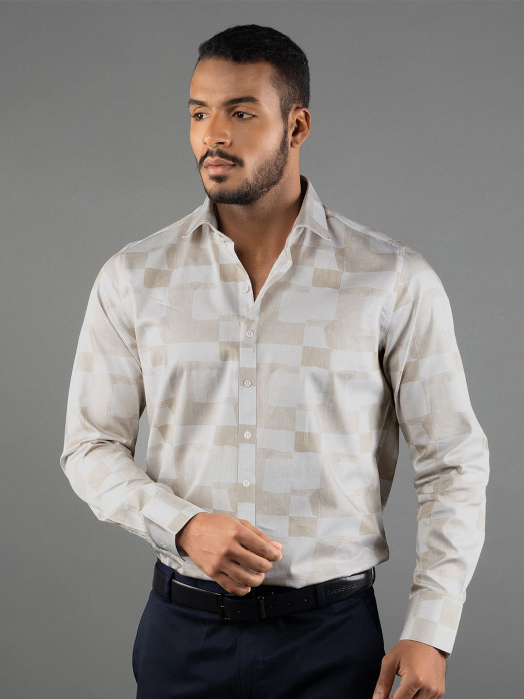 LOUIS STITCH Men Comfort Opaque Printed Formal Regular Fit Shirt