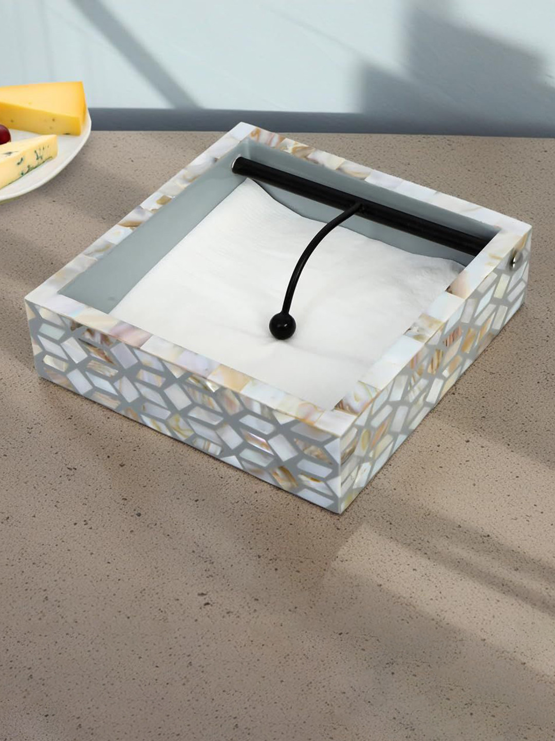 THE HOME CO. Grey & White Textured Mother Of Pearl Tissue Holder