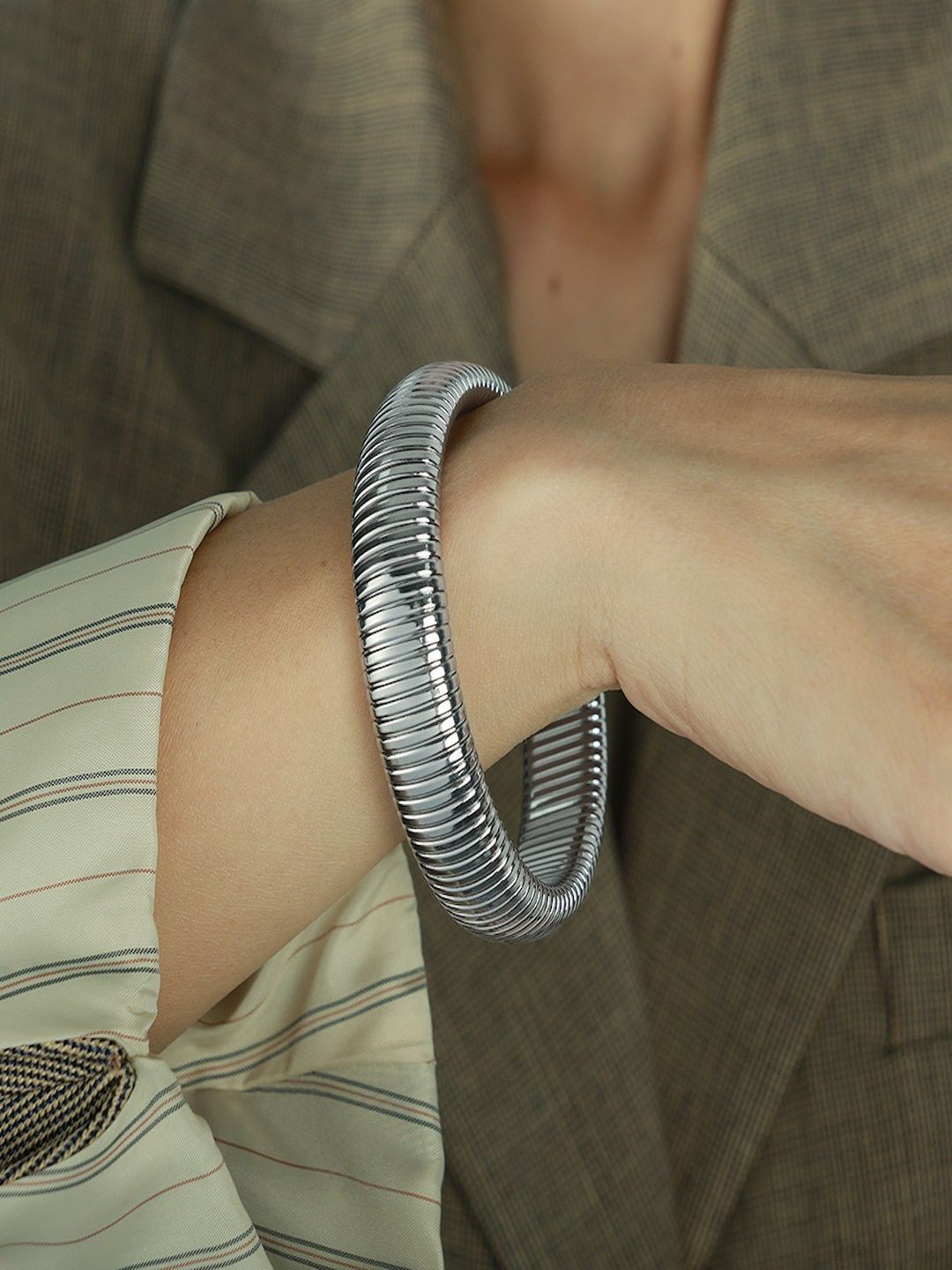 AQUASTREET Silver-Plated 16mm Waterproof Snake Bangle