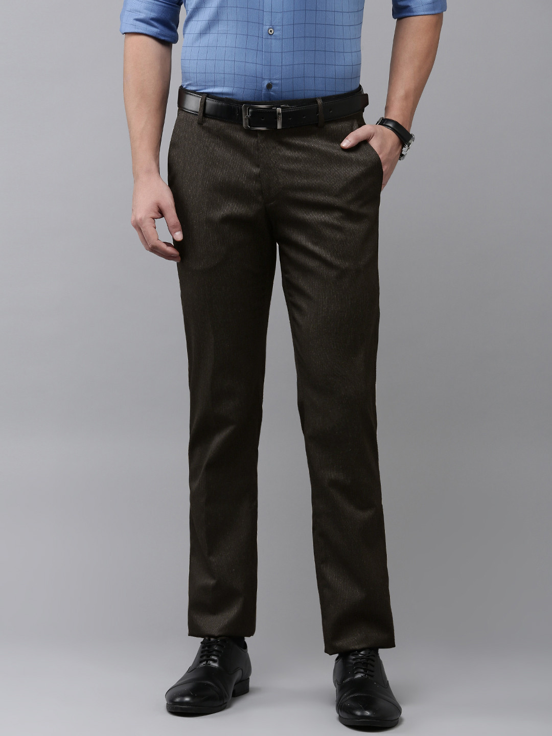 Arrow Men Textured Tapered Fit Trousers